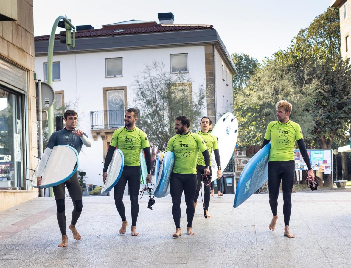 Zarautz Surf House Hostel Exterior photo